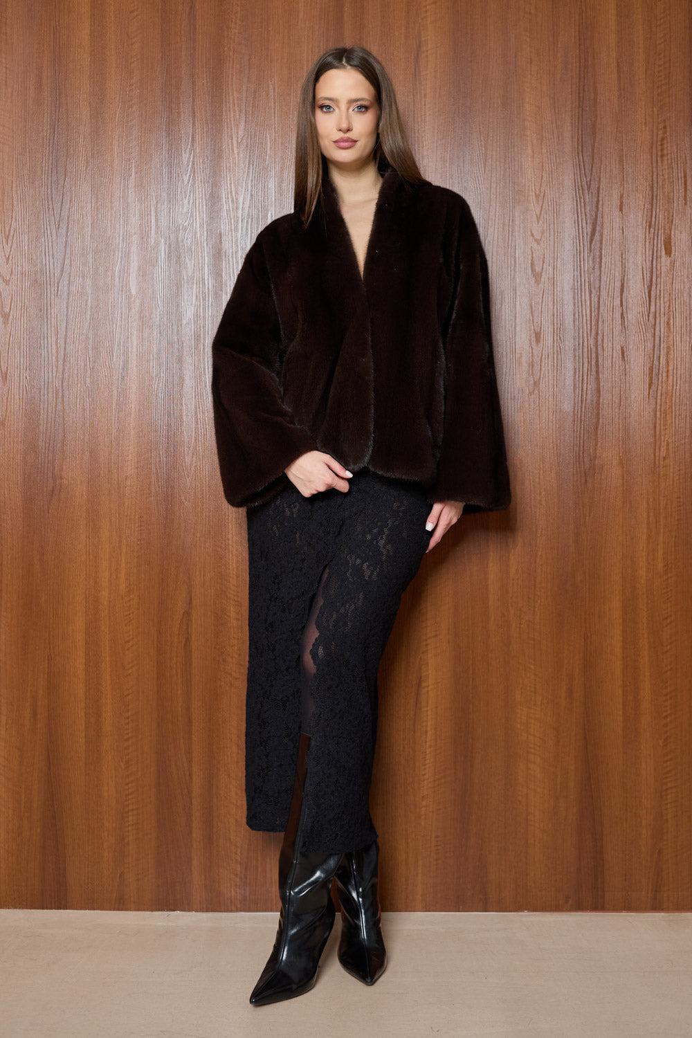 haina blana vizon maro velvet, guler sal, Mareus