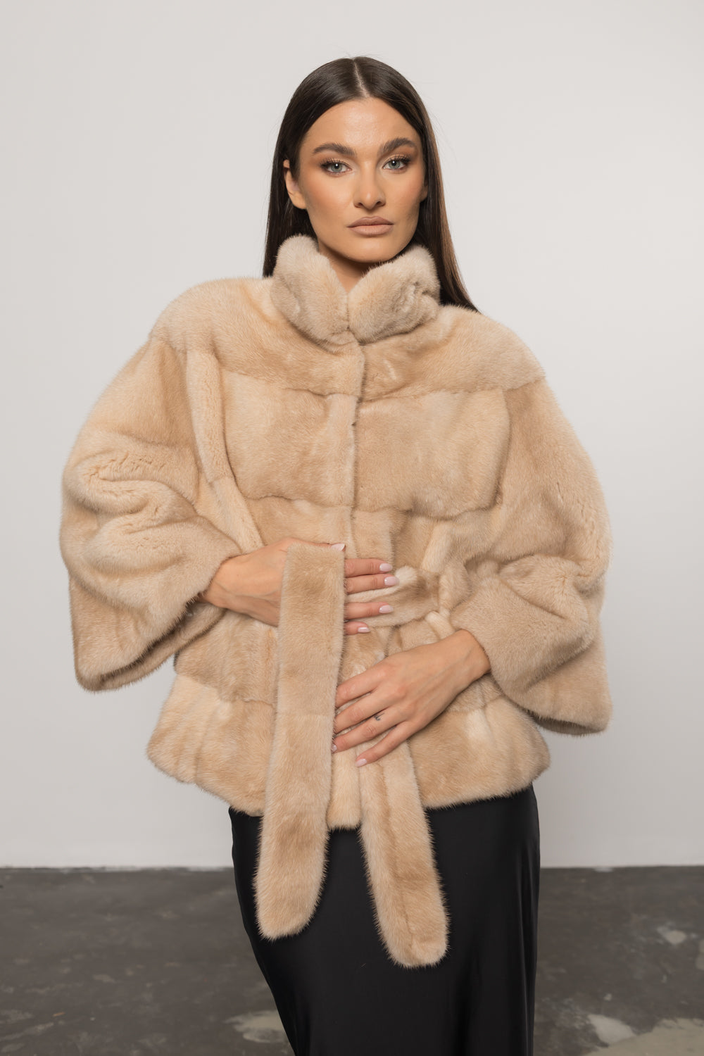 Haină din Blană Naturală de Vizon, cu Cordon, Femei, Pearl 405