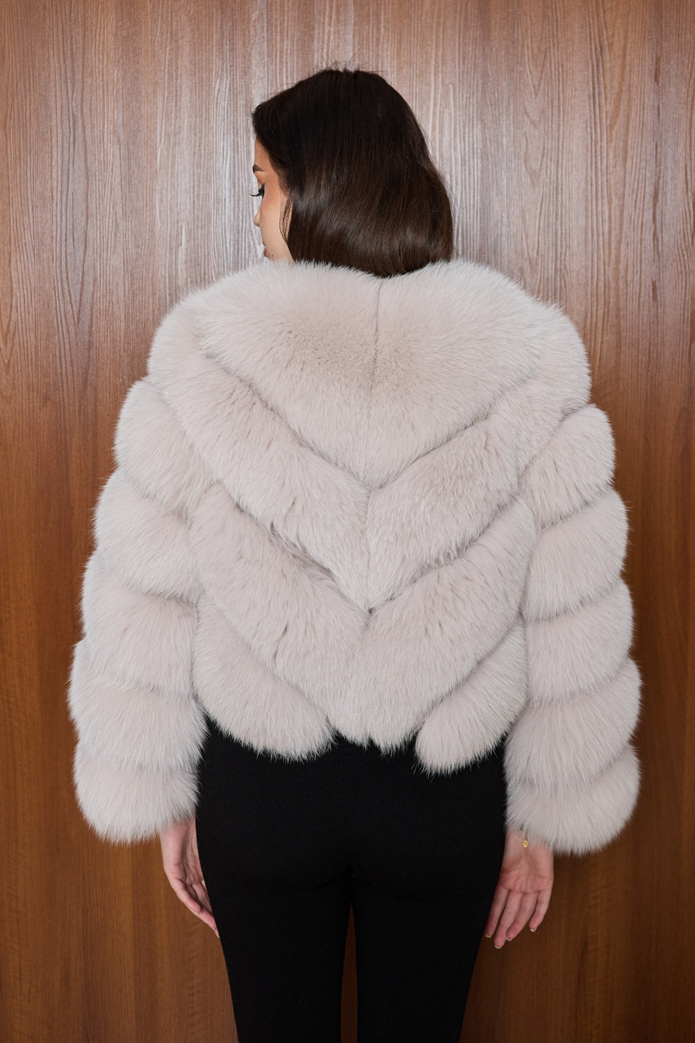 haina blana naturala vulpe, model V, vanilla cream, Mareus