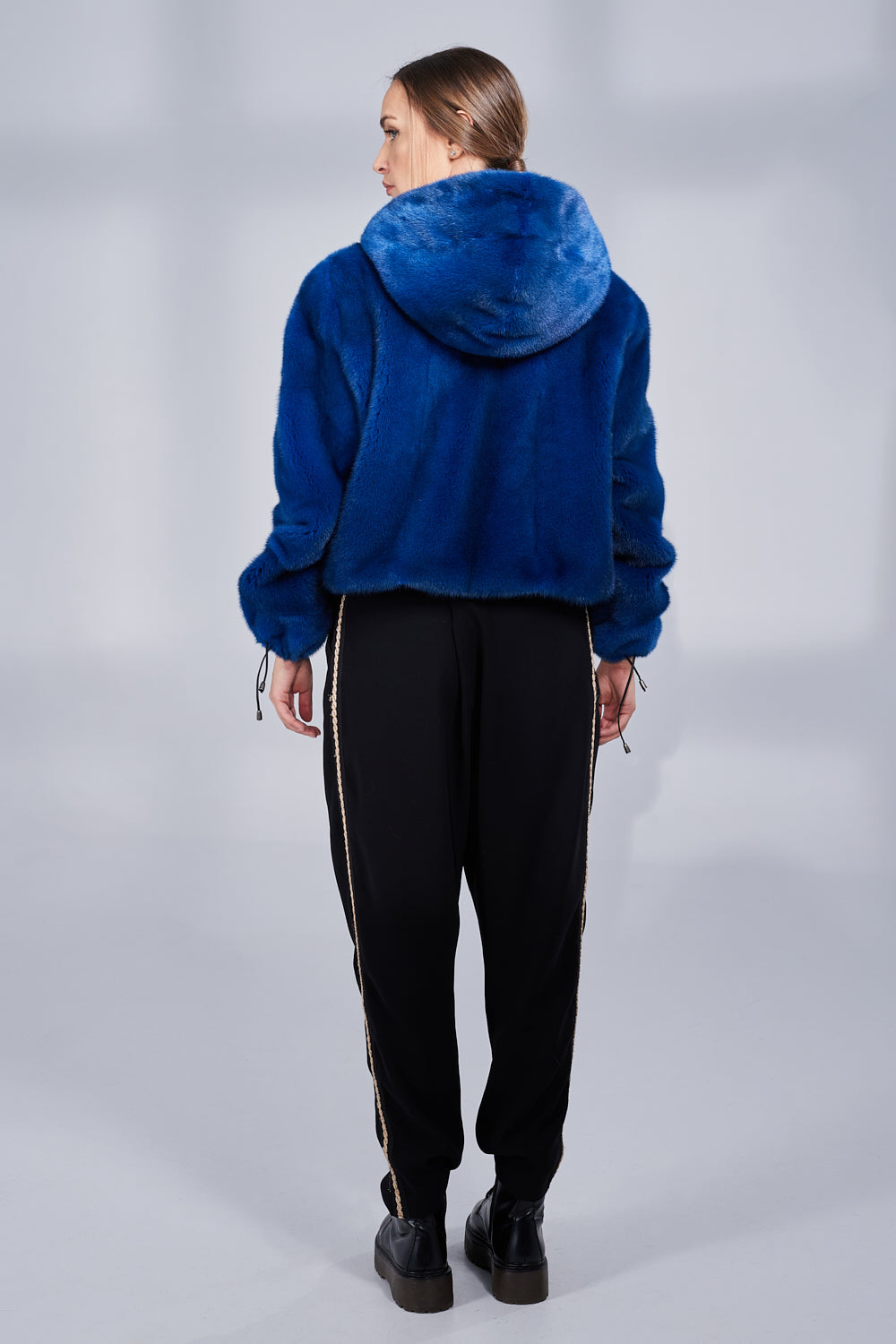 Haină din Blană Naturală de Vizon, Bomber Jacket cu Glugă, Femei, Electric Blue 184