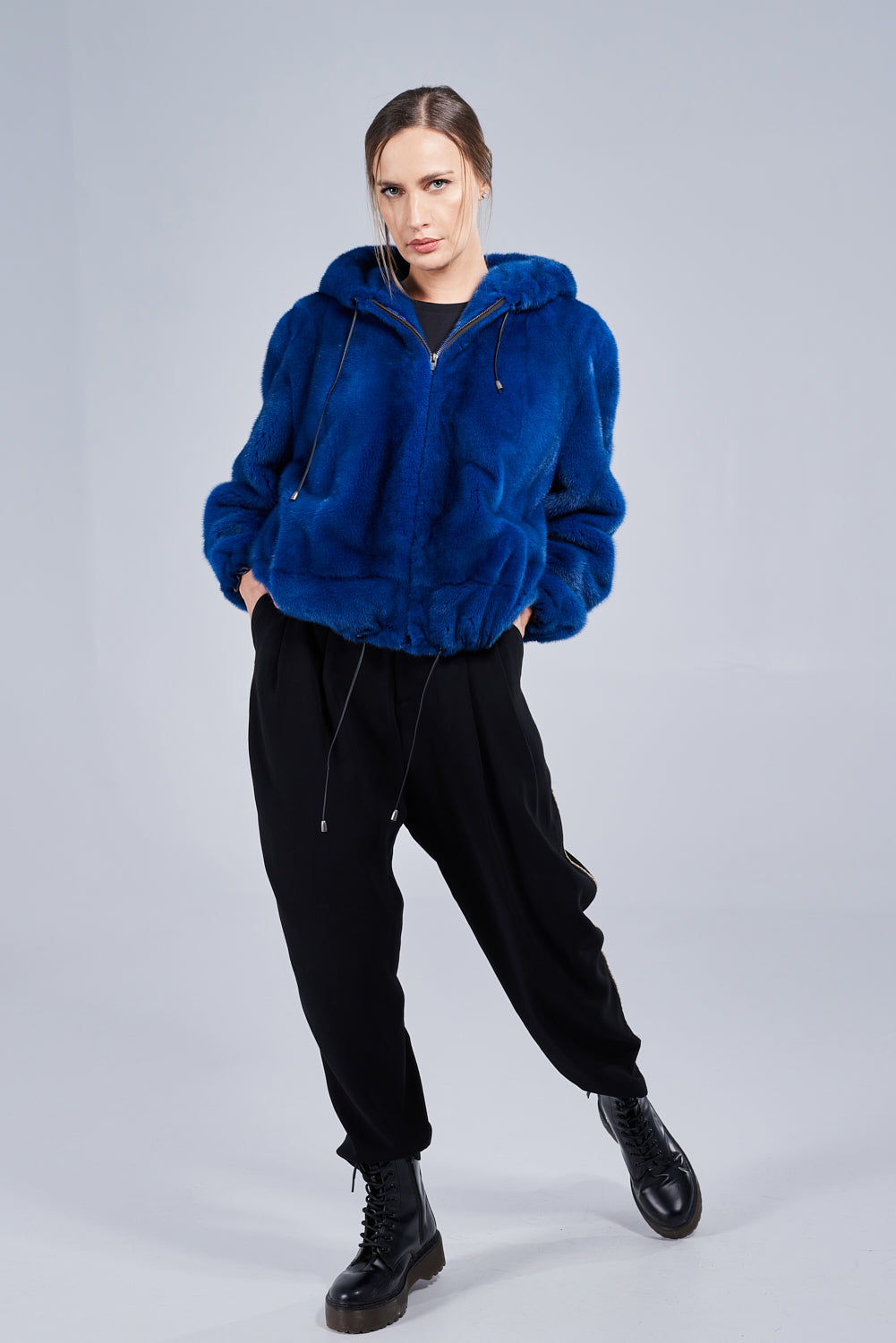 Haină din Blană Naturală de Vizon, Bomber Jacket cu Glugă, Femei, Electric Blue 184