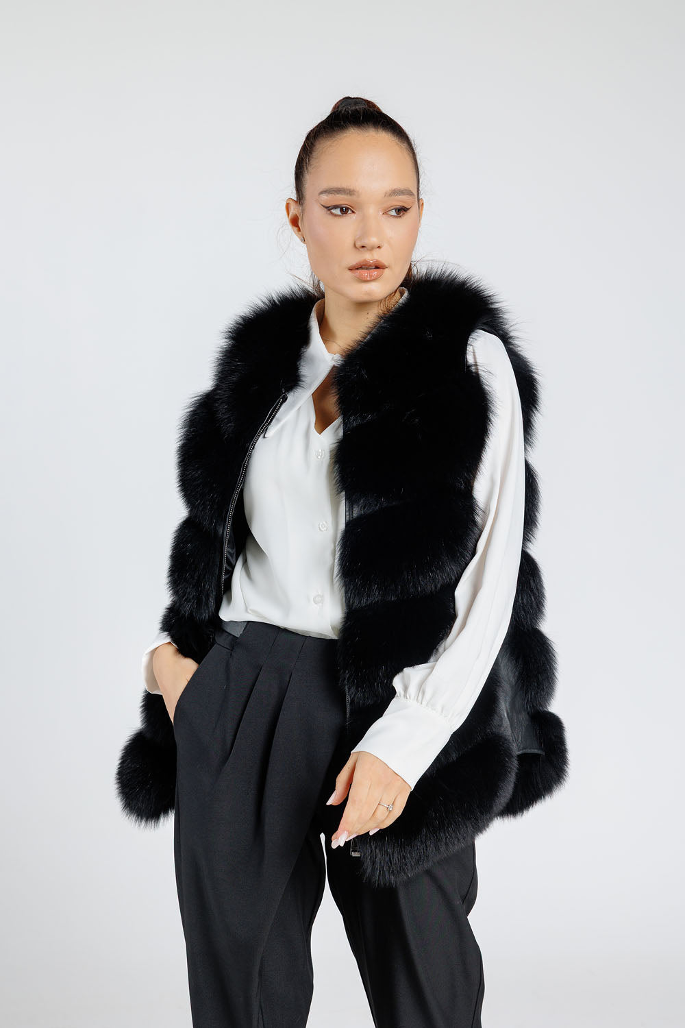 Women's Natural Fox Fur Coat with Detachable Sleeves, Obsidian 255