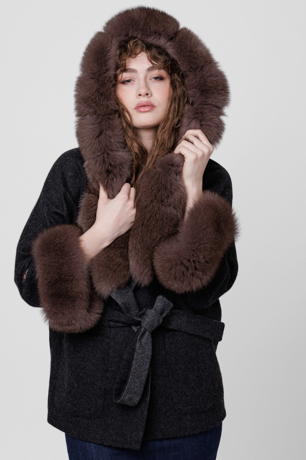 Palton din Lână Alpaca și Blană Naturală din Vulpe, cu Glugă, model Oversized, Femei, Sable 292