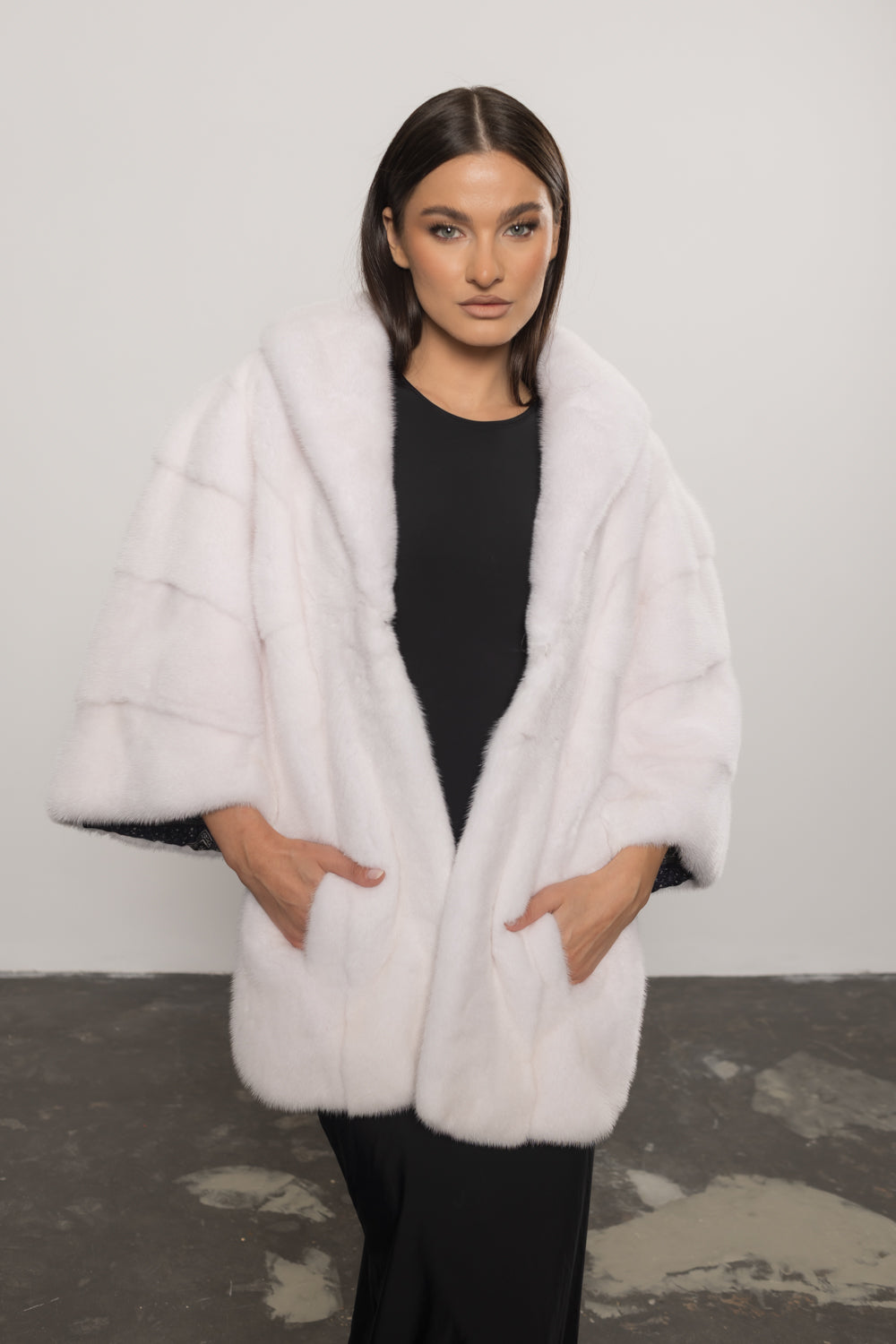 Capă din Blană Naturală de Vizon, Femei, Pure White 411
