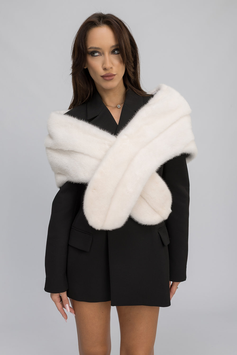 Șal din Blană Naturală de Vizon, Ivory Pearl 476