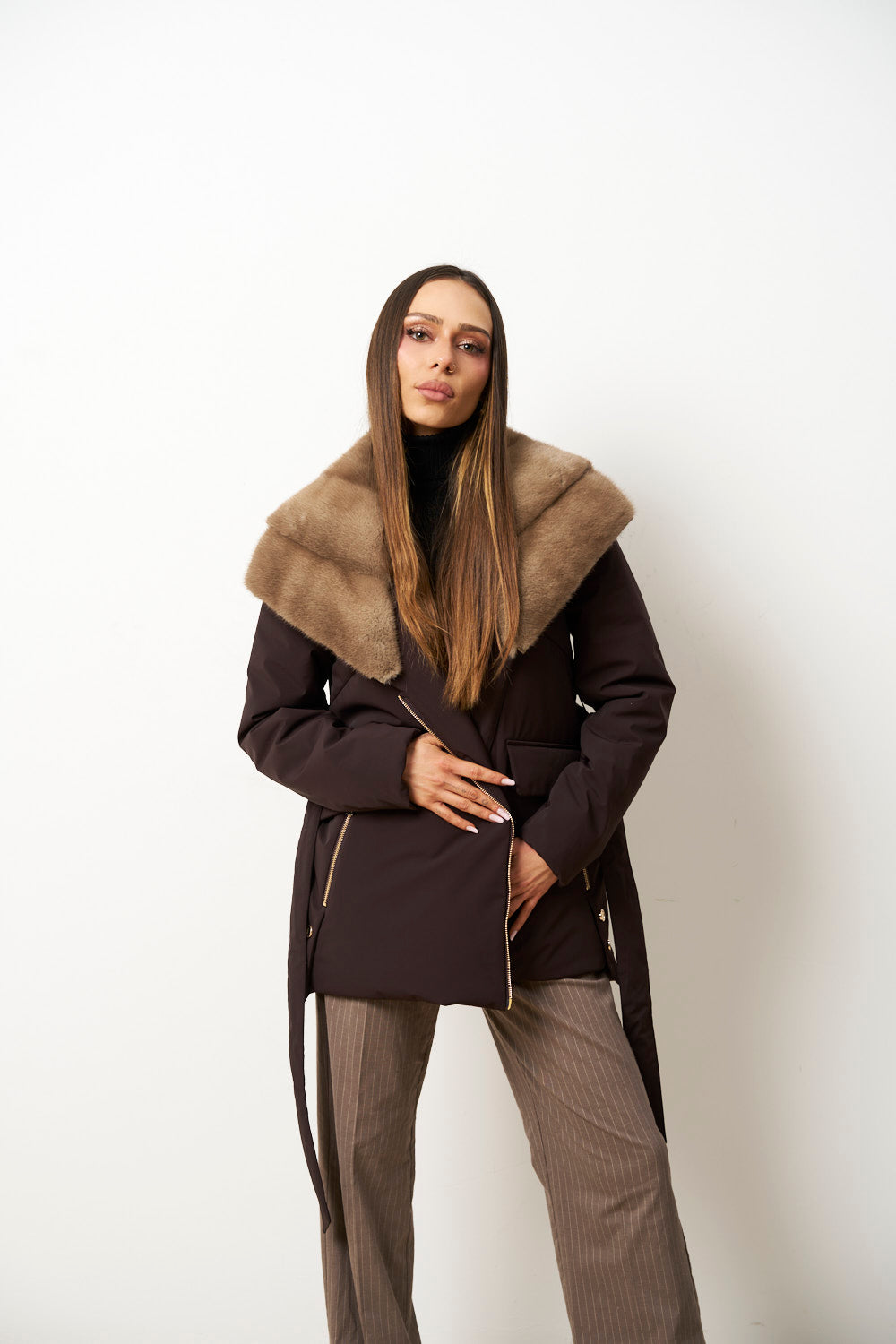 Geacă din Fâș cu Guler din Blană Vizon pentru Femei, Maro, Mareus