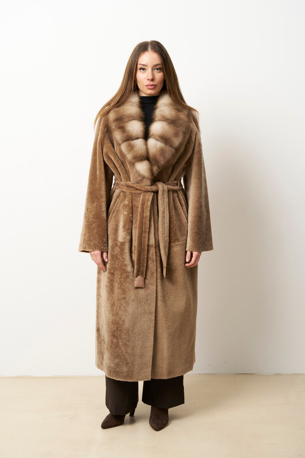 Haină Blană Naturală din Lână Merinos Spaniol și Guler din Blană Jder, Femei, Maro, Mareus