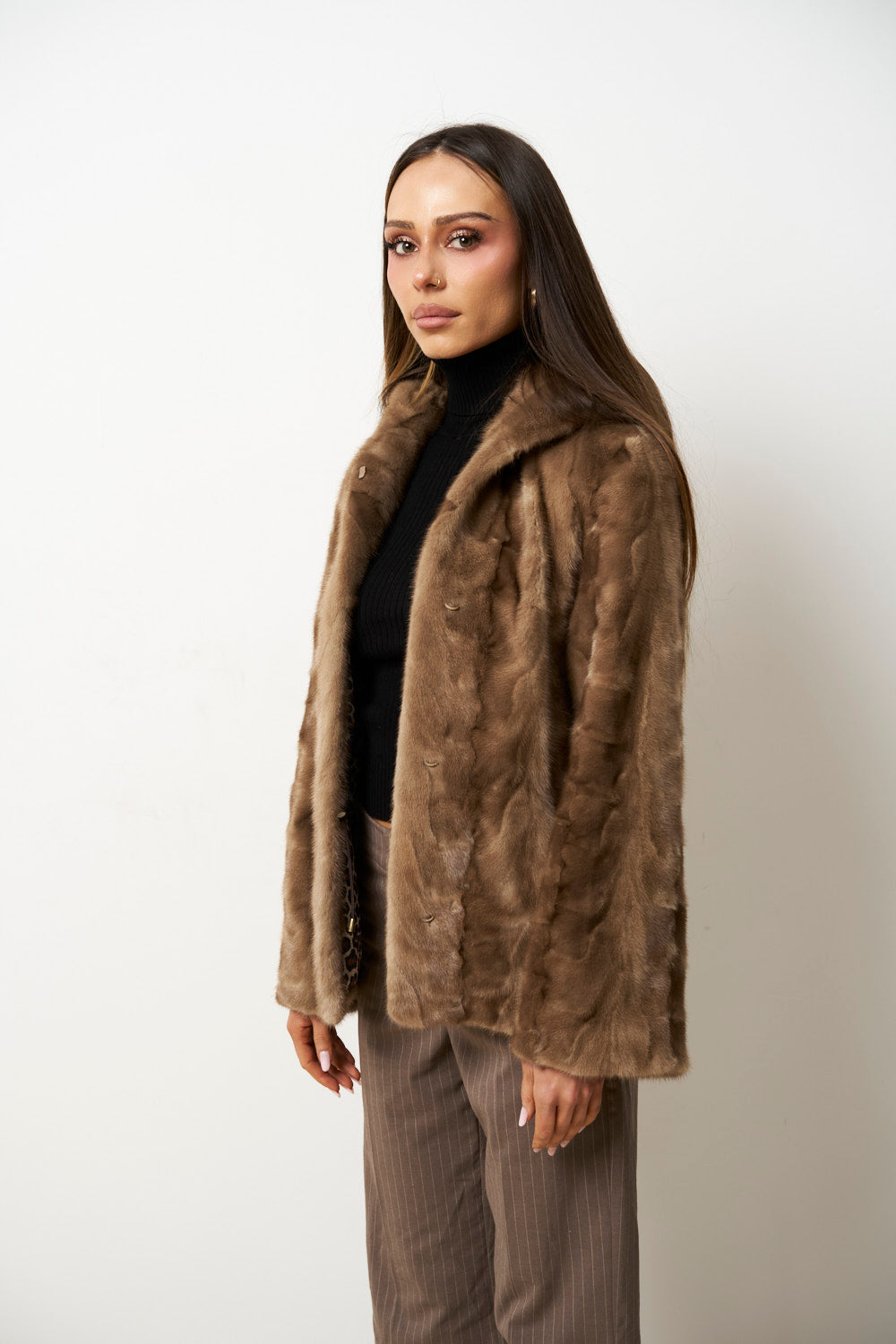 Haină din Blană Naturală de Vizon cu Glugă pentru Femei, Maro Pastel, Cambrata, Mareus