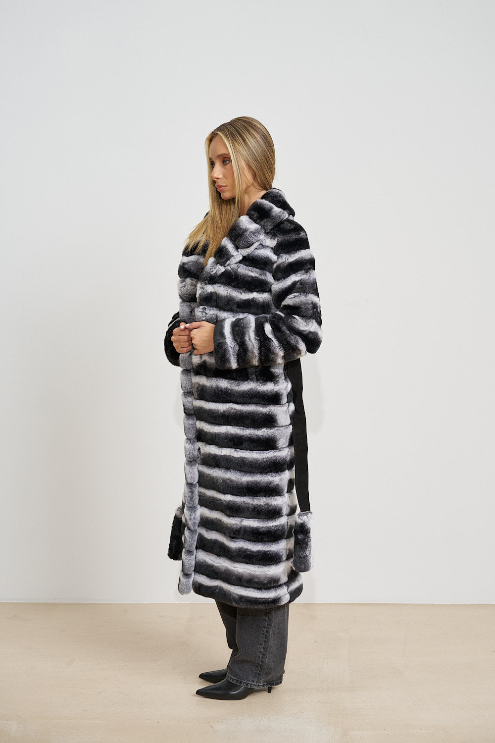 Haină Lungă din Blană Naturală de Rex Chinchilla, Transformabilă, cu Cordon, Silver Grey 699