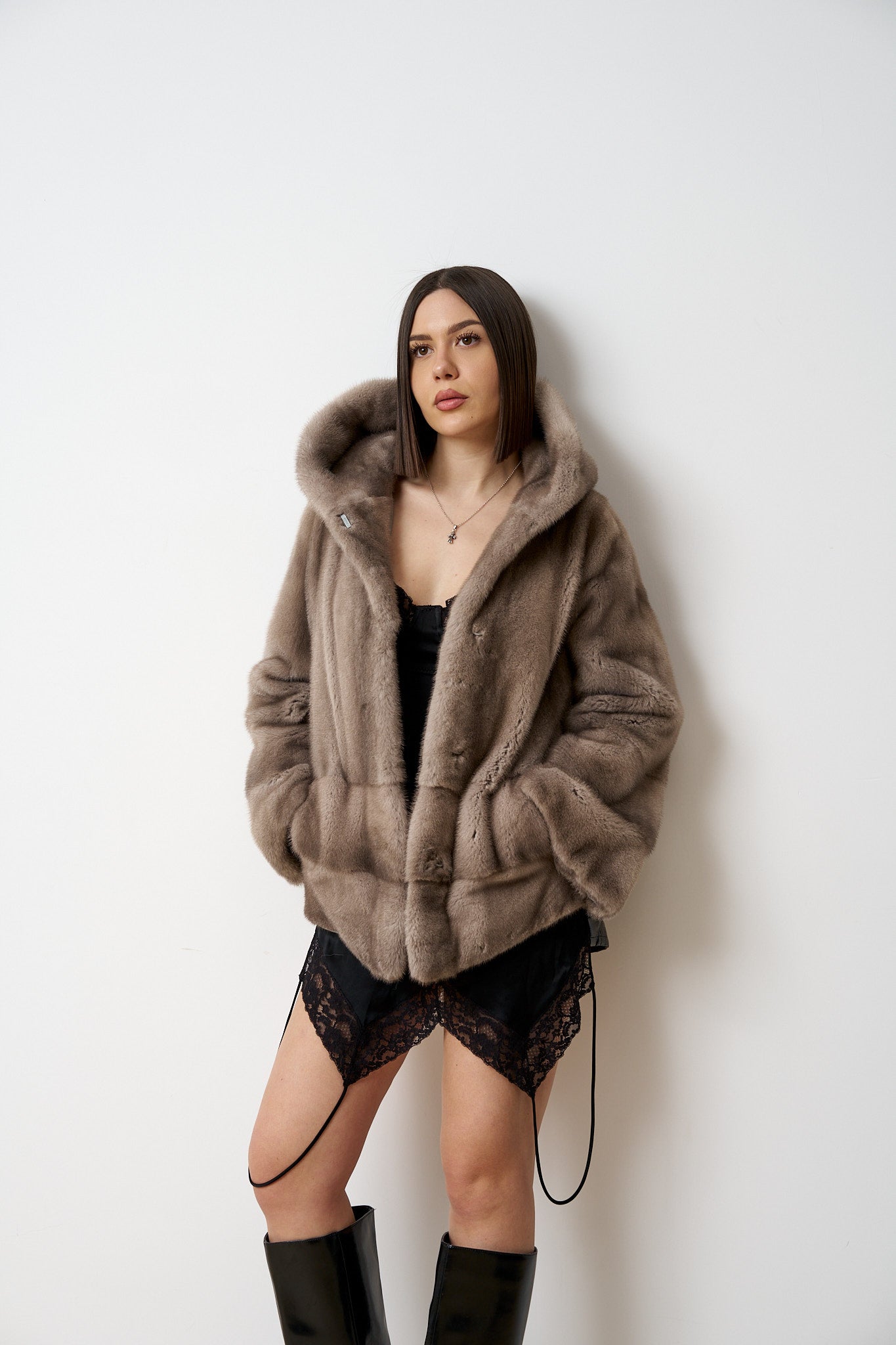 Haină din Blană Naturală de Vizon, Cu Gluga, Femei, Gri, Mareus