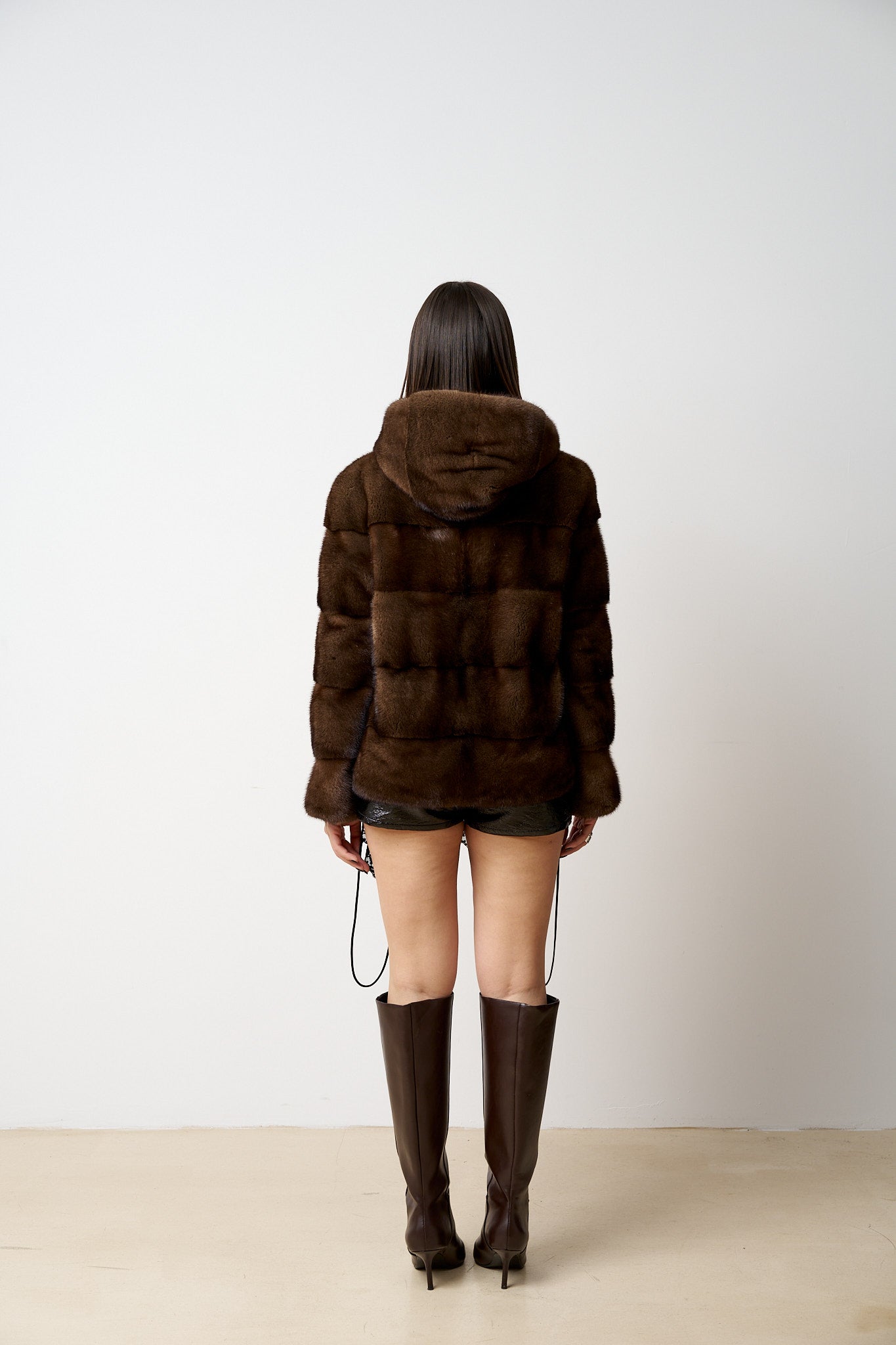 Haină din Blană Naturală de Vizon, Cu Gluga, Femei, Maro, Mareus