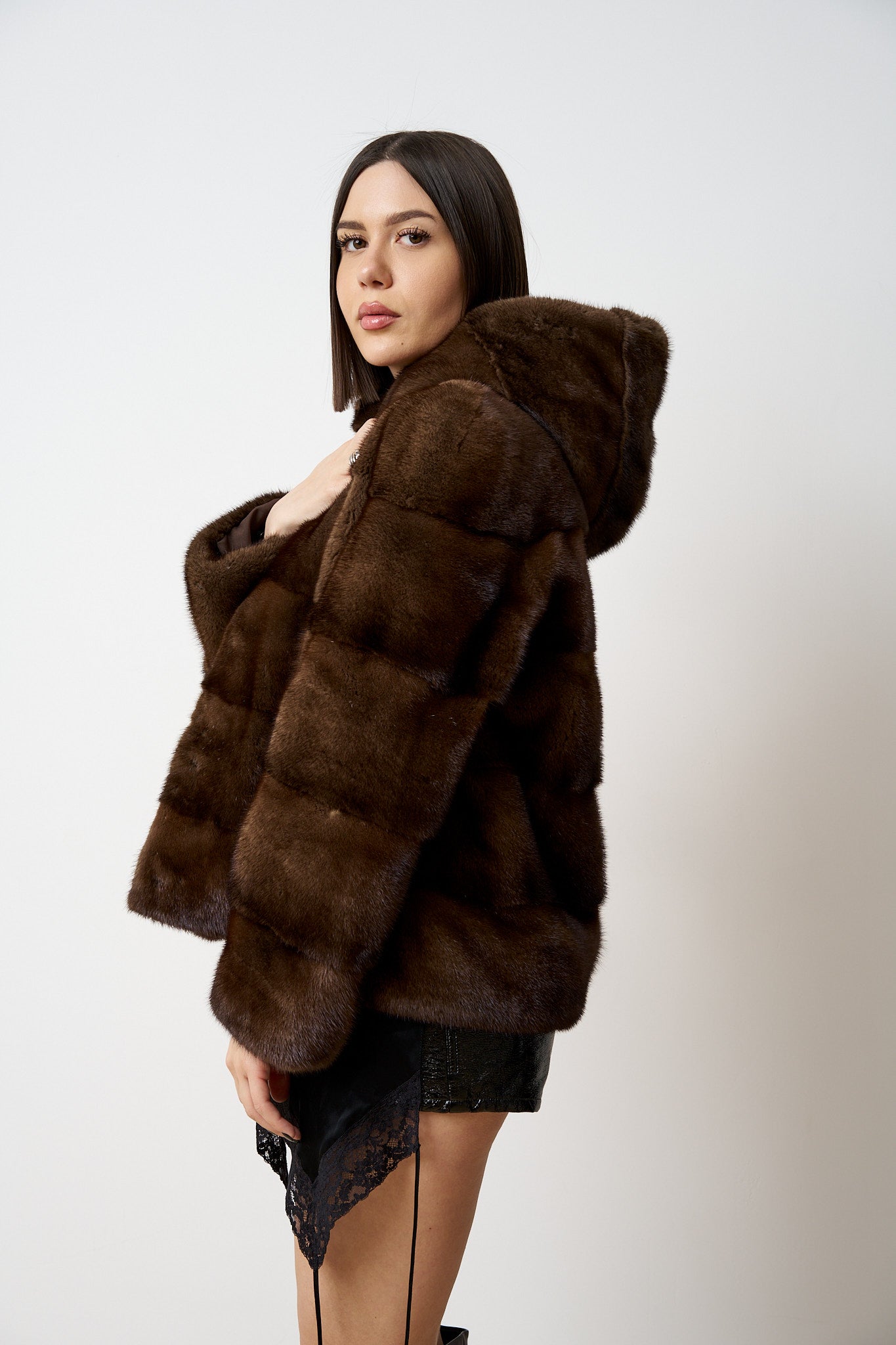 Haină din Blană Naturală de Vizon, Cu Gluga, Femei, Maro, Mareus