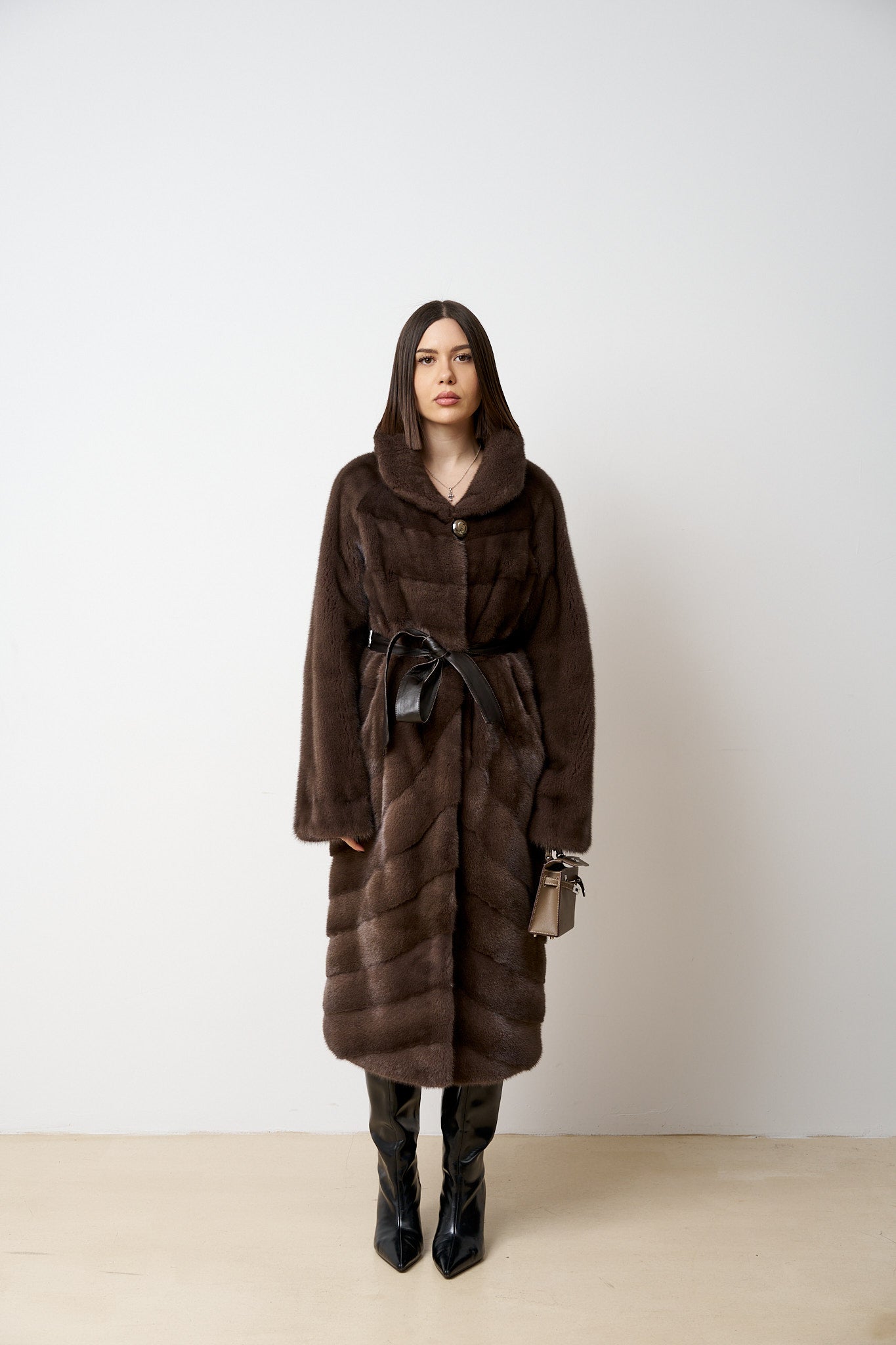 Haină din Blană Naturală de Vizon, cu Cordon, Maro, Mareus