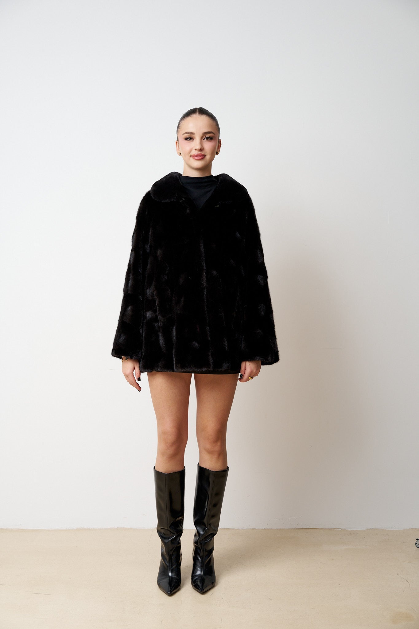 Haină din Blană Naturală de Nurcă, Femei, Jet Black 601