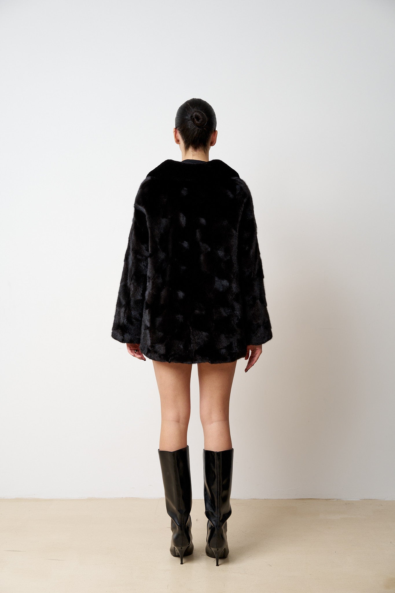 Haină din Blană Naturală de Nurcă, Femei, Jet Black 601