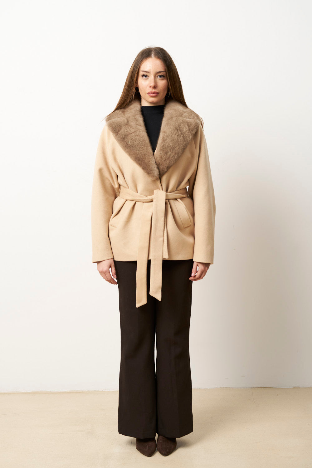 Palton din Cașmir cu Guler Detașabil din Blană Vizon, Bej Pastel, Mareus