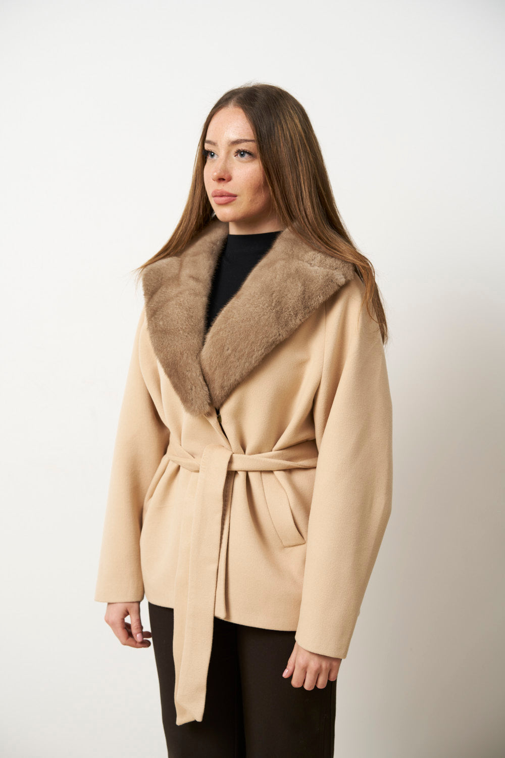 Palton din Cașmir cu Guler Detașabil din Blană Vizon, Bej Pastel, Mareus