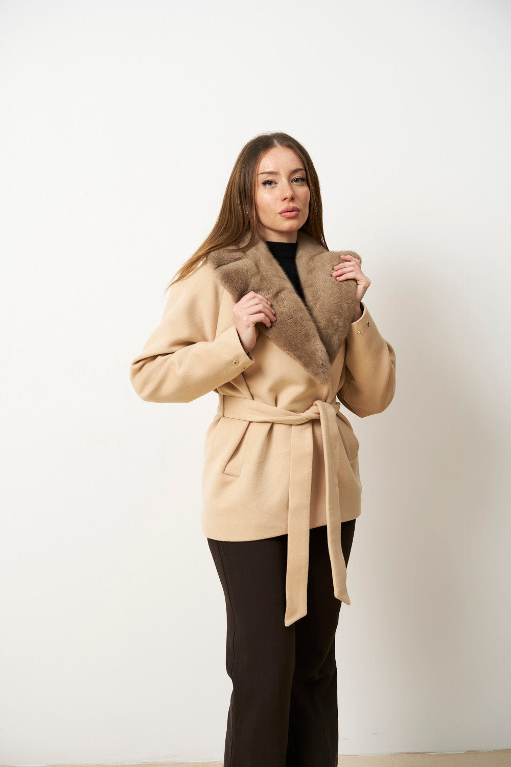 Palton din Cașmir cu Guler Detașabil din Blană Vizon, Bej Pastel, Mareus