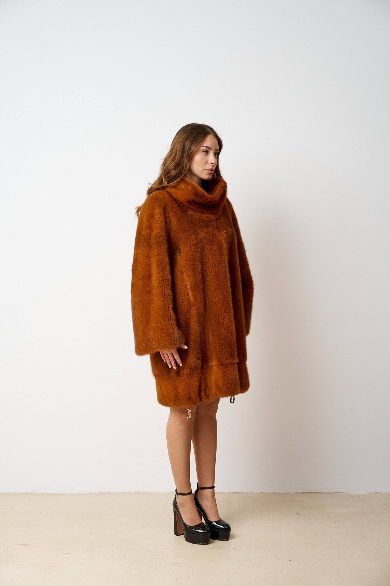 Haină din Blană Naturală de Vizon, Oversized, Amber Cognac 545