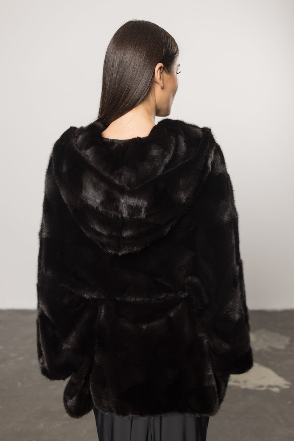 Capă din Blană Naturală de Vizon, cu Glugă, Cordon din Piele, Oversized, Obsidian 422