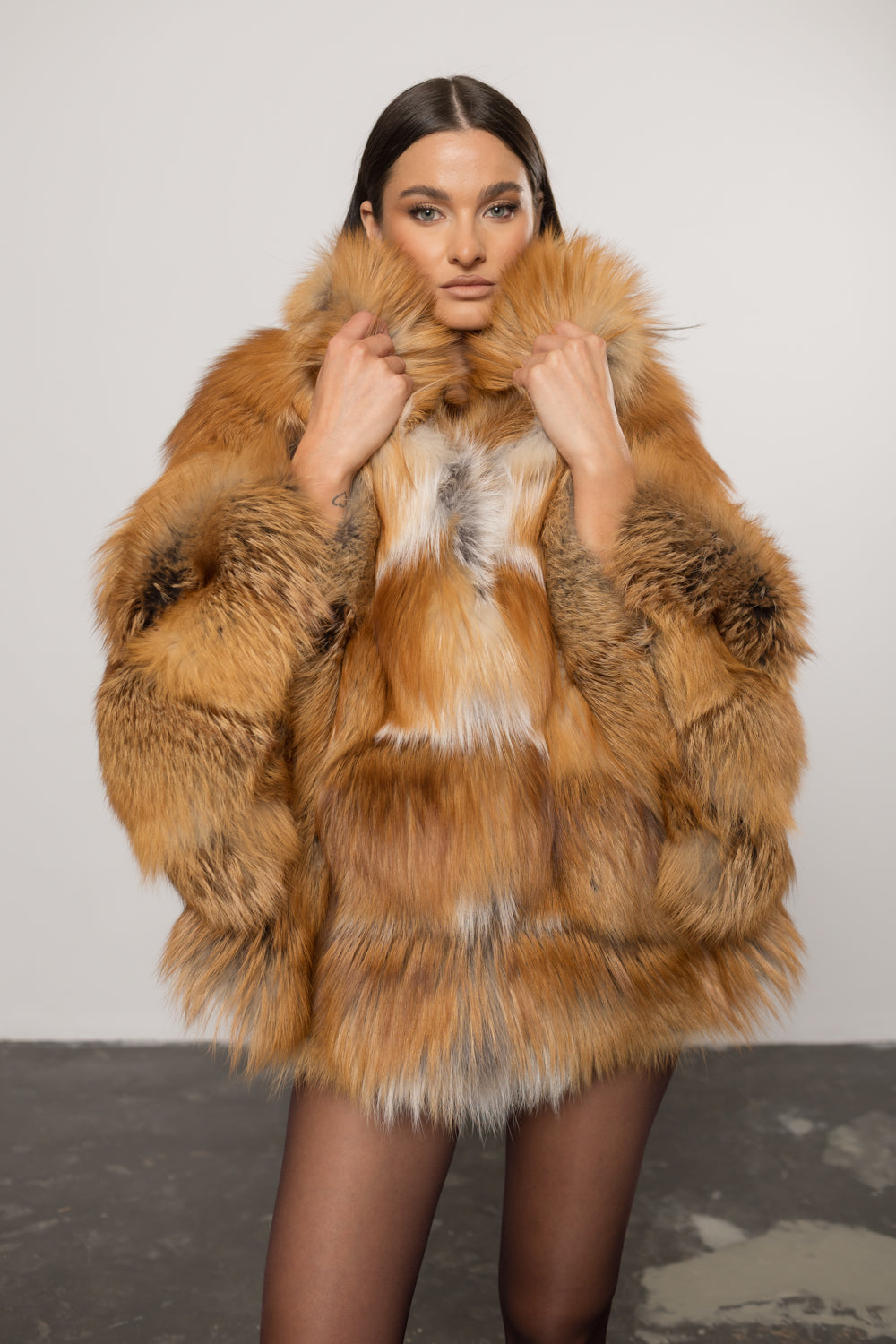 Capă din Blană Naturală de Vulpe Canadiană, cu Guler Tunică, Amber Red 432
