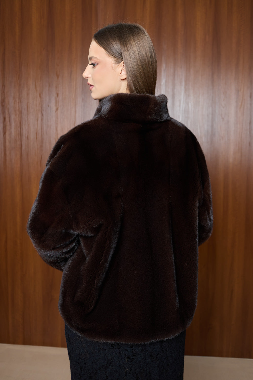 haina blana vizon maro velvet, guler sal, Mareus