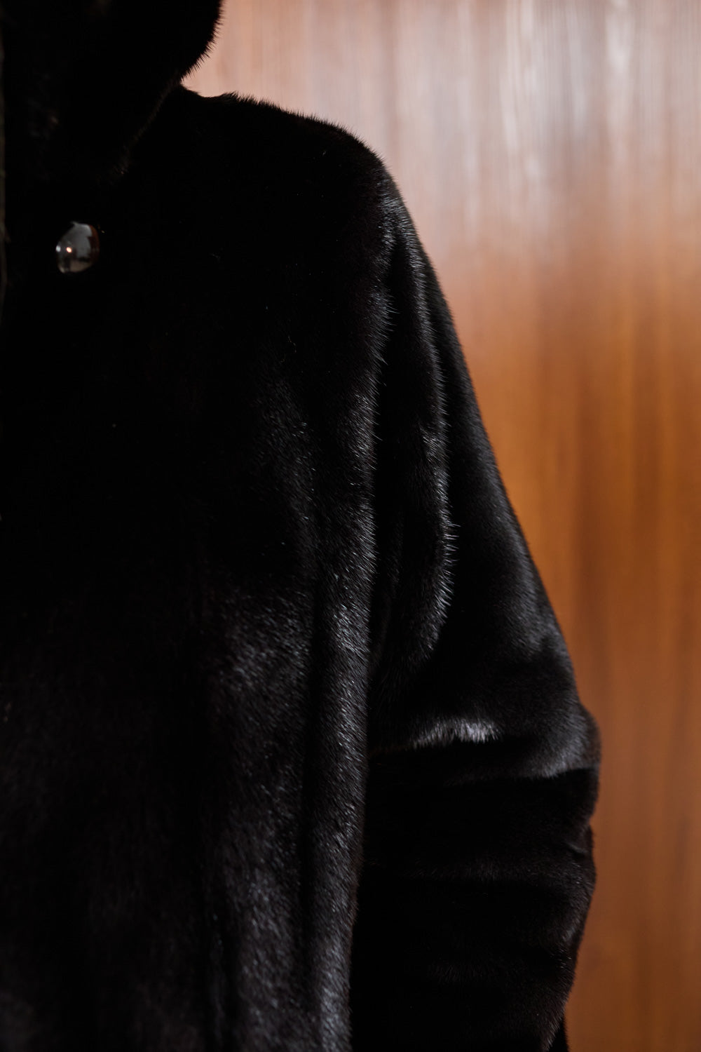 haina blana vizon neagra cu gluga, Mareus