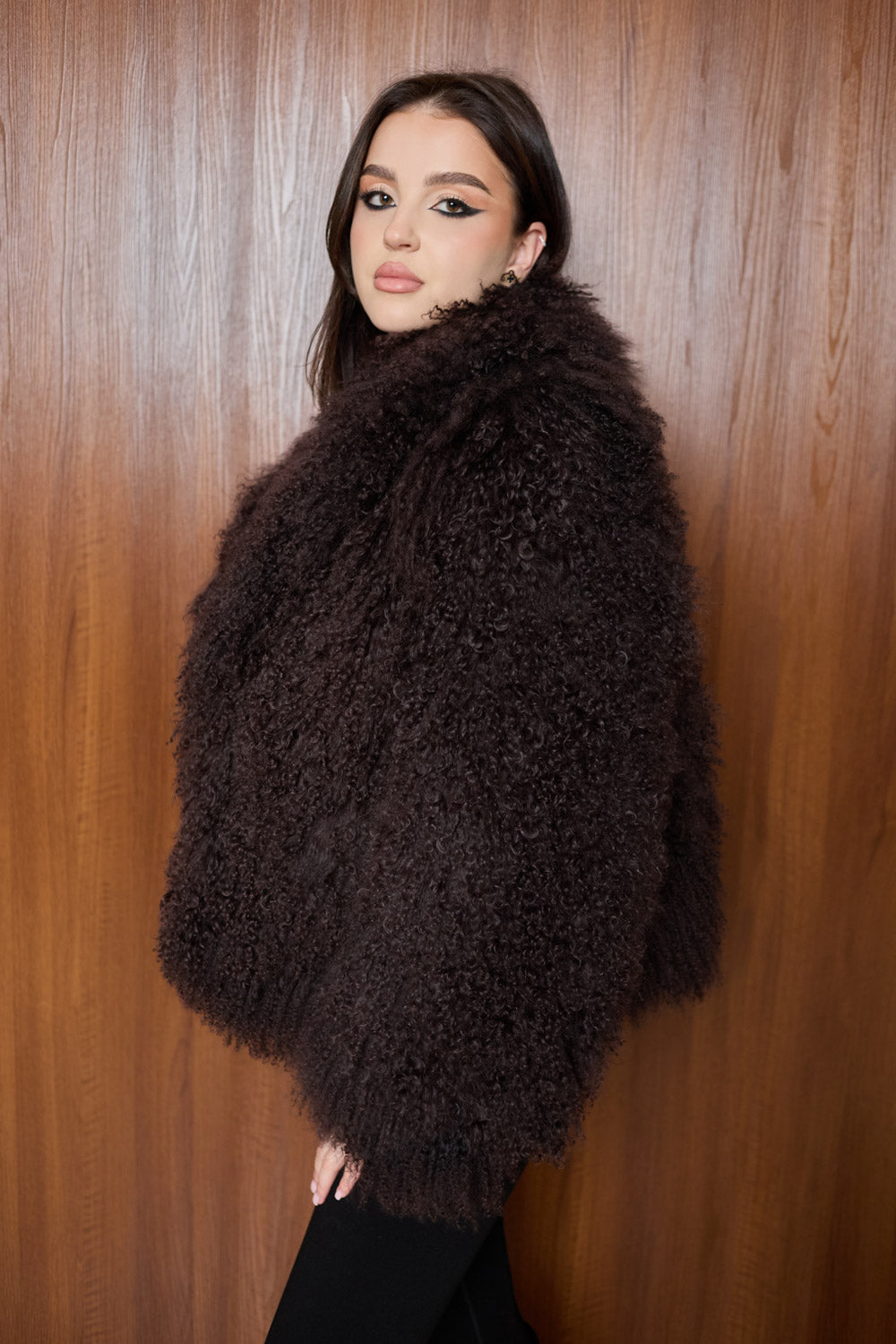 haina blana oaie mongoleza/miel tibetan maro, cu guler rever, Mareus