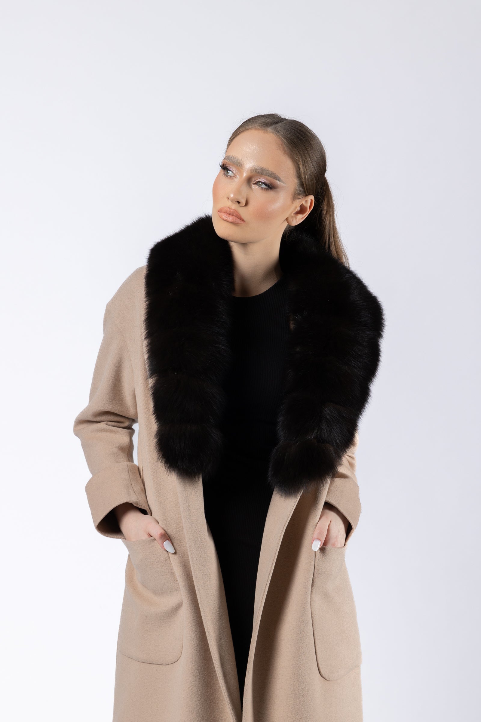 Cashmere coat with hot sale fox fur collar