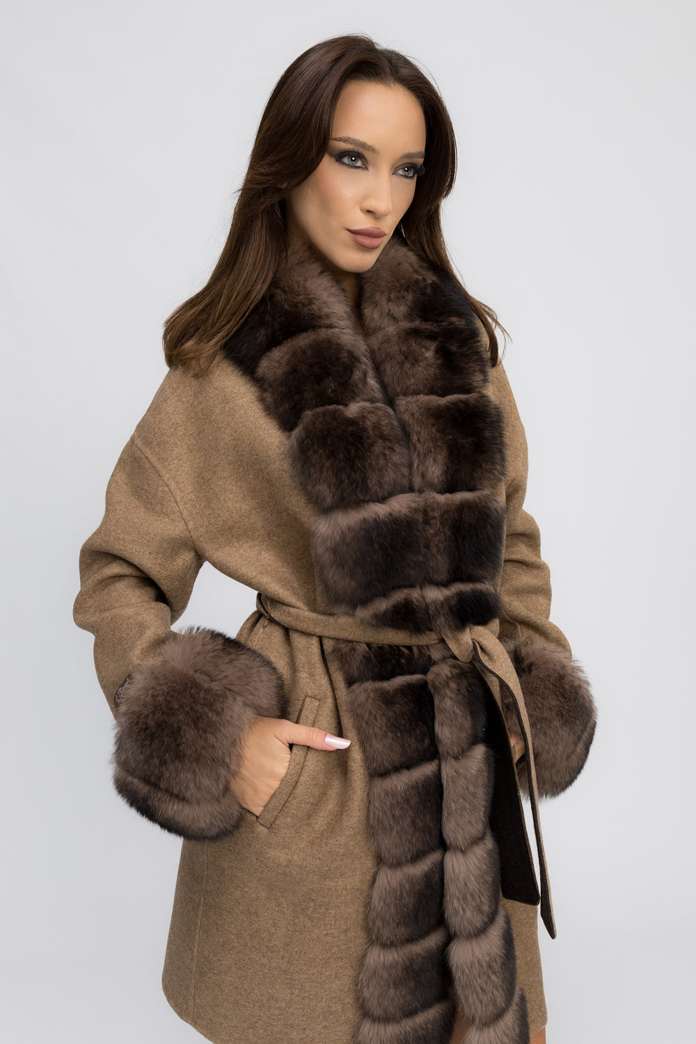 Palton din Lână Alpaca cu Blană Naturală de Vulpe, Femei, Truffle Glow 451