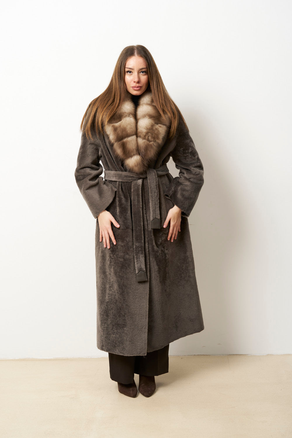 Haină Blană Naturală din Lână Merinos Spaniol și Guler din Blană Jder, Femei, Gri, Mareus
