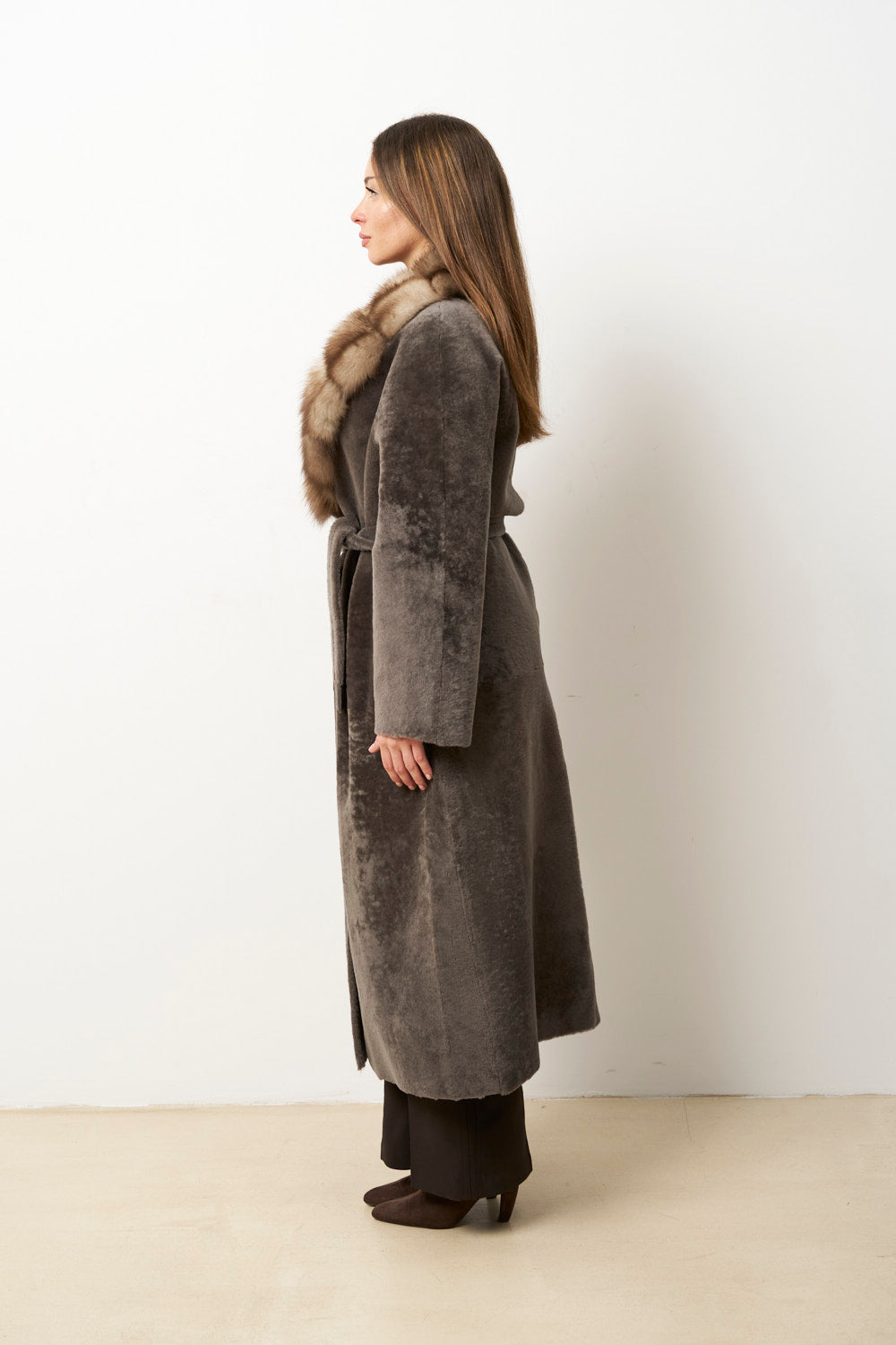 Haină Blană Naturală din Lână Merinos Spaniol și Guler din Blană Jder, Femei, Gri, Mareus