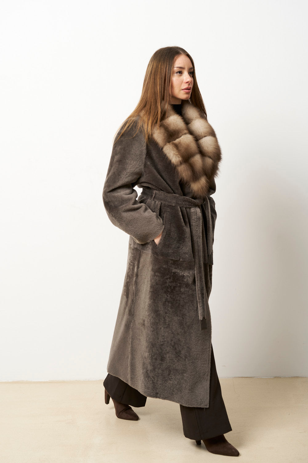 Haină Blană Naturală din Lână Merinos Spaniol și Guler din Blană Jder, Femei, Gri, Mareus