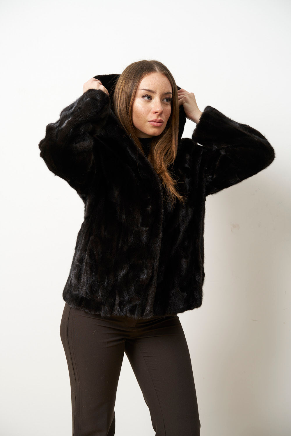 Haină din Blană Naturală de Vizon cu Glugă pentru Femei, Cambrata, Neagra, Mareus