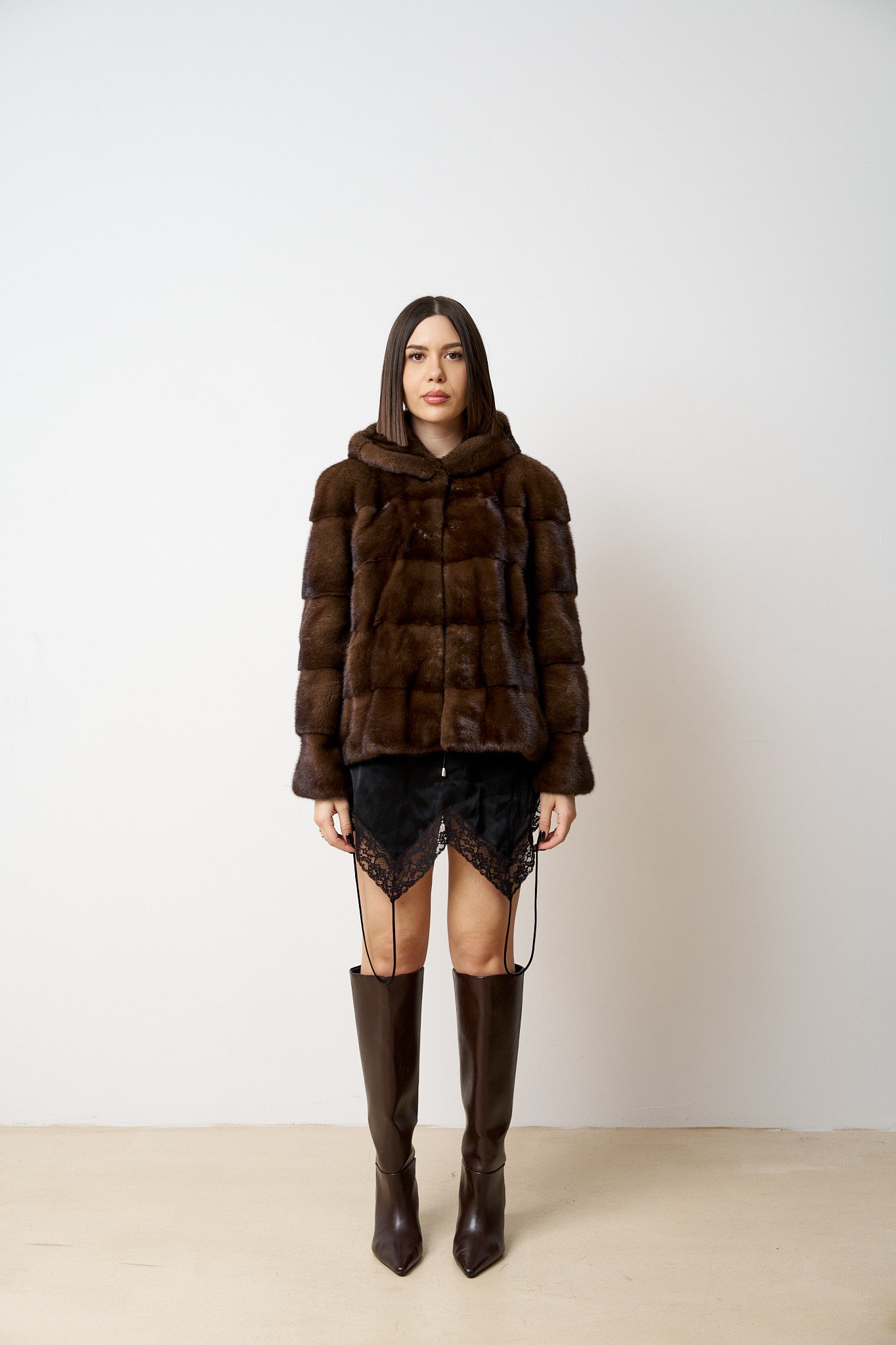 Haină din Blană Naturală de Vizon, Cu Gluga, Femei, Maro, Mareus