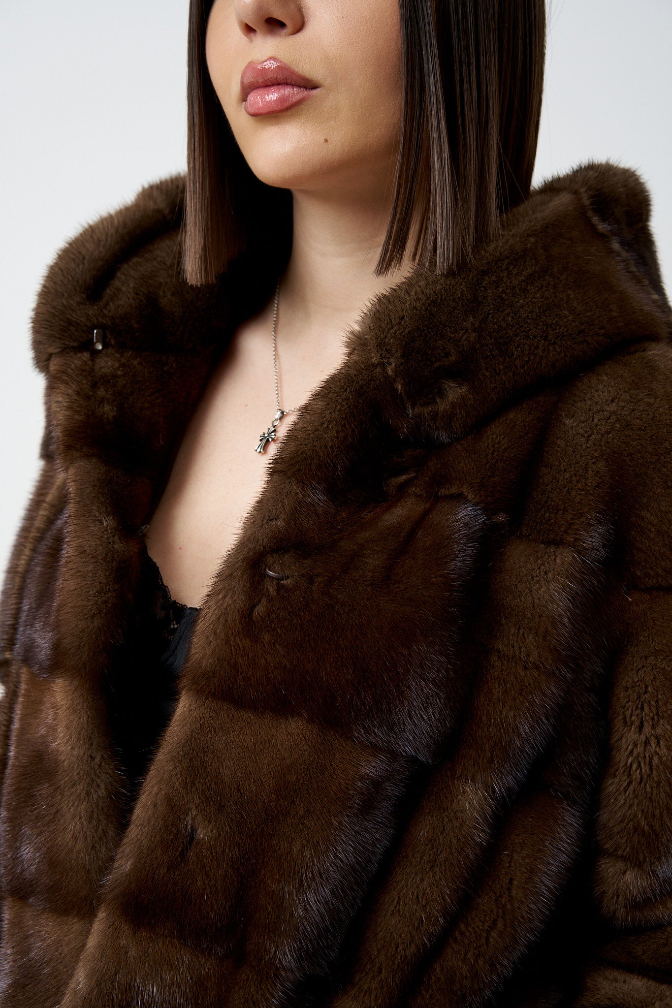 Haină din Blană Naturală de Vizon, Cu Gluga, Femei, Maro, Mareus
