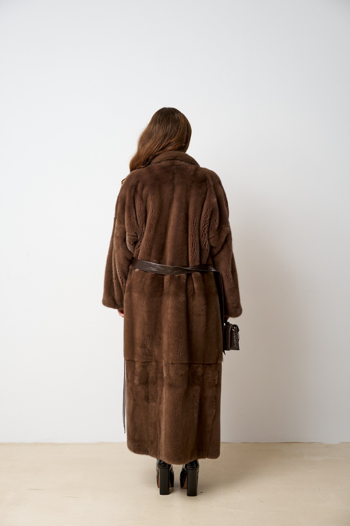 Haină din Blană Naturală de Vizon, Guler Șal, Maro, Mareus