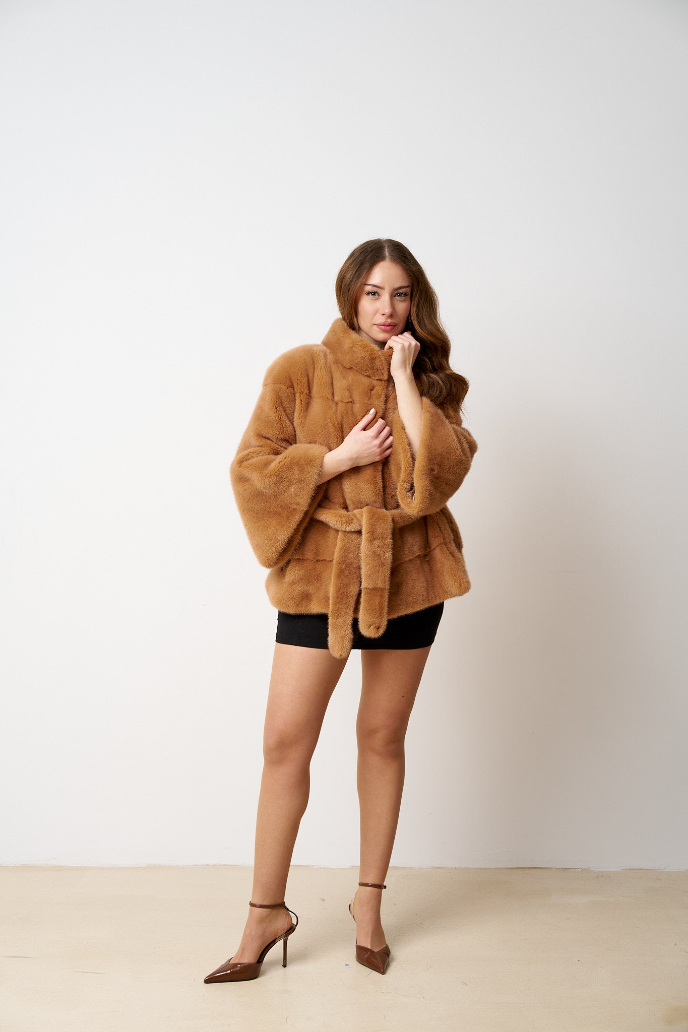 Haina din blana naturala vizon, cu cordon, Maro, Femei, Mareus