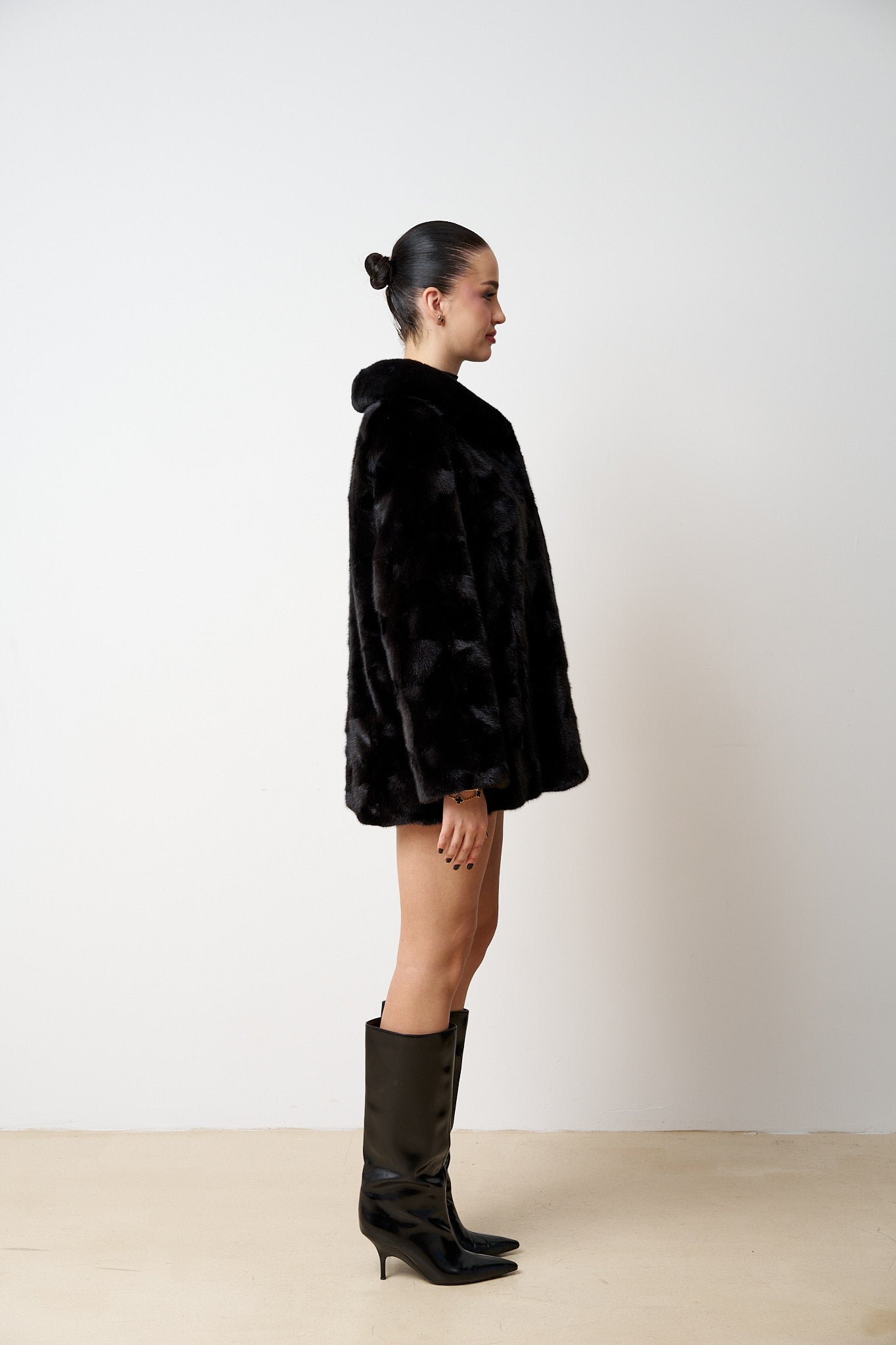 Haină din Blană Naturală de Nurcă, Femei, Jet Black 601