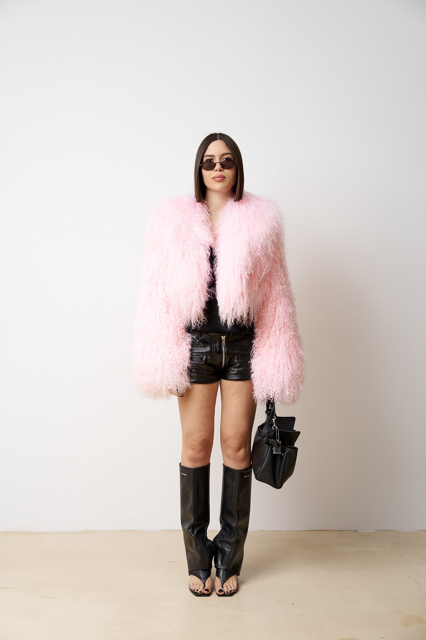 Haină din Blană Naturală de Oaie Mongoleza, Scurta, Guler Rever, Roz, Mareus