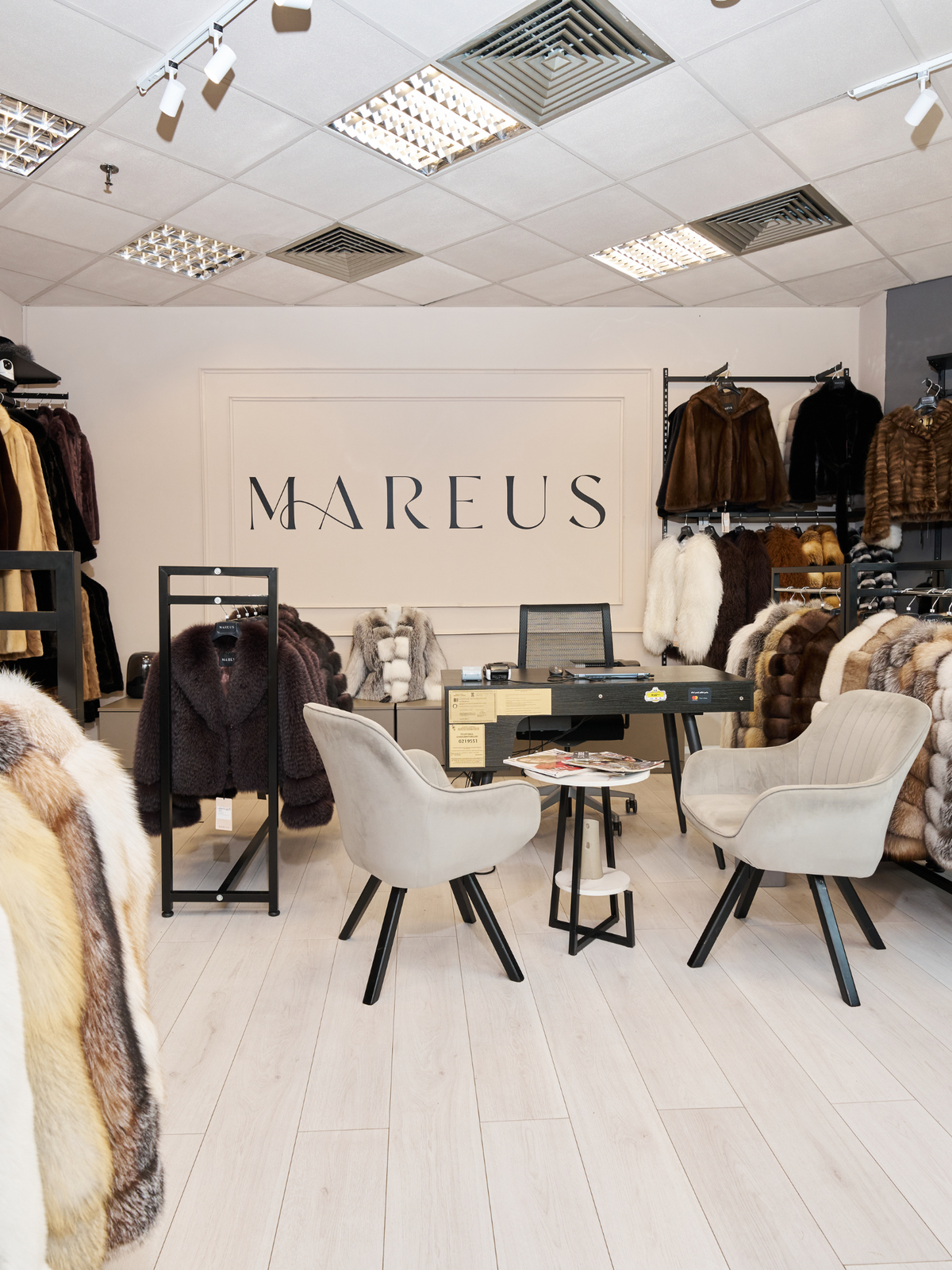 Showroom MAREUS, World Trade Center București